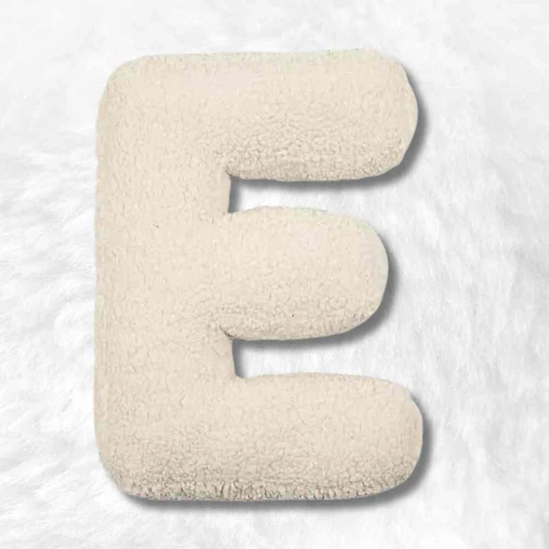 Coussin Lettre E
