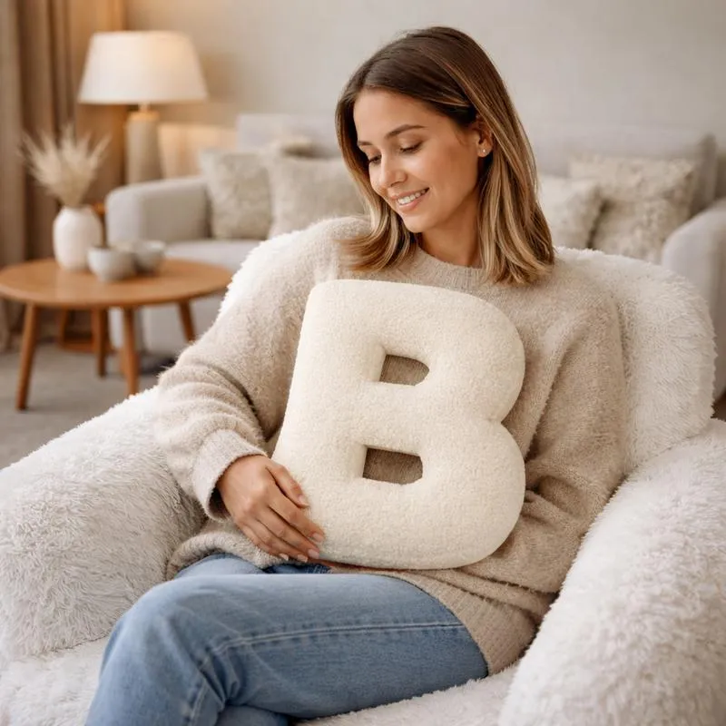 Coussin Lettre B