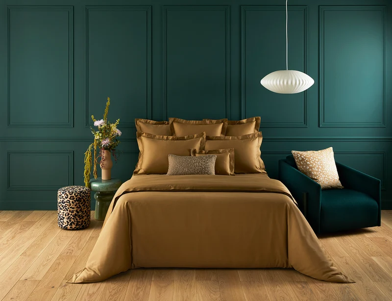Dessus de lit matelassé Satin de coton - TRIOMPHE Bronze