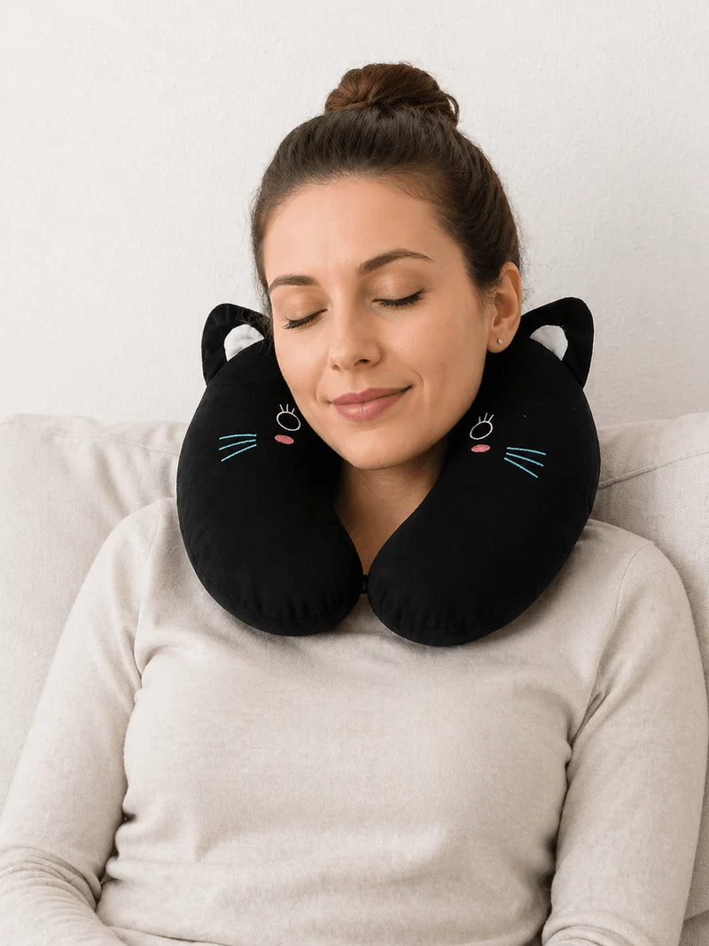 Coussin de Voyage chat noir !