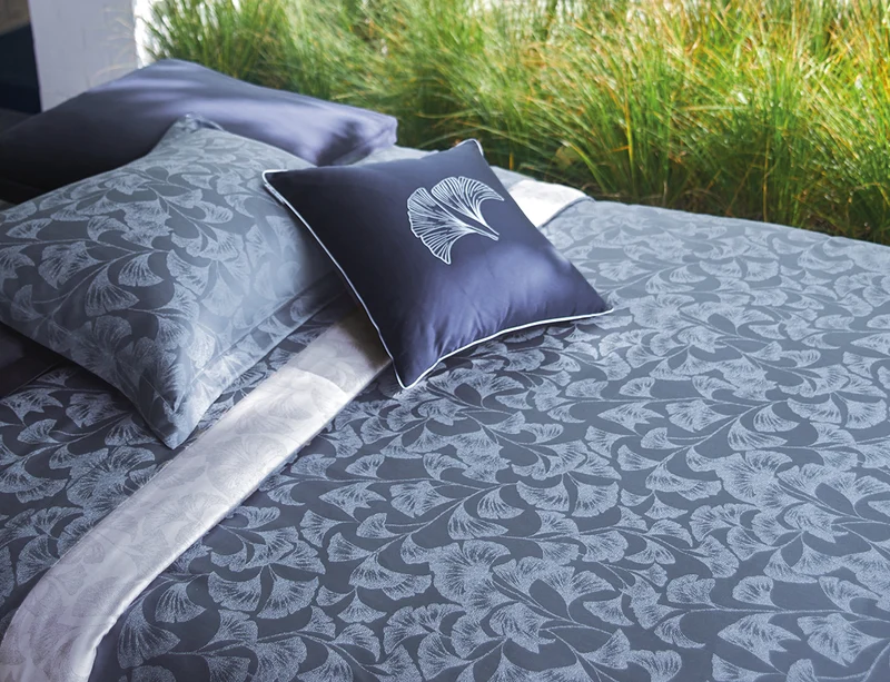 Coussin Satin - GINGKO Bleu Corinthe