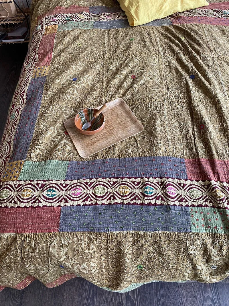 Couvre Lit applique