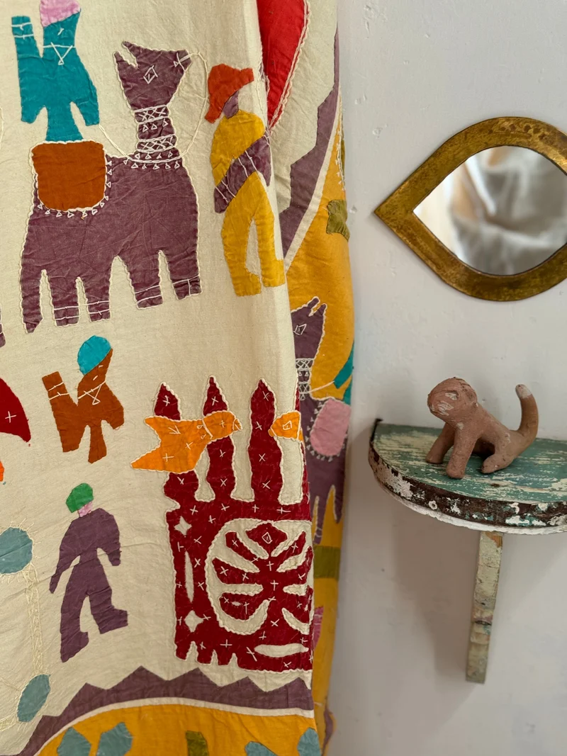 "Circus" appliqué mural