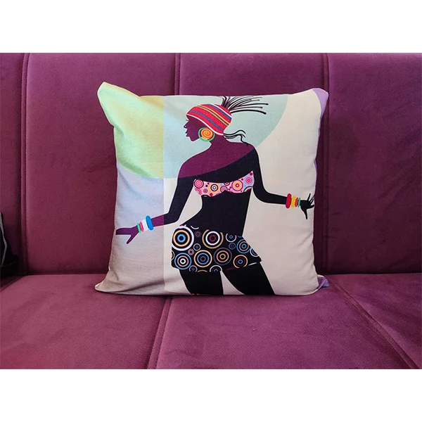 Coussin Femme Africaine