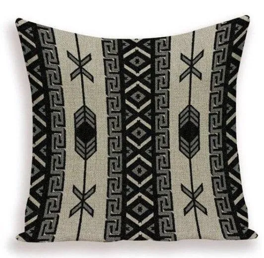 Coussin Ethnique Blanc Et Noir